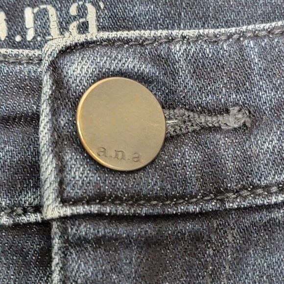 A.N.A. Women's High-Rise Jeggings Size 8 Dark Wash Denim 31x29 - Picture 9 of 11